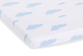 Draps-housses en jersey pour lits d'enfants en pack double « Nuages », bleu clair et uni, blanc