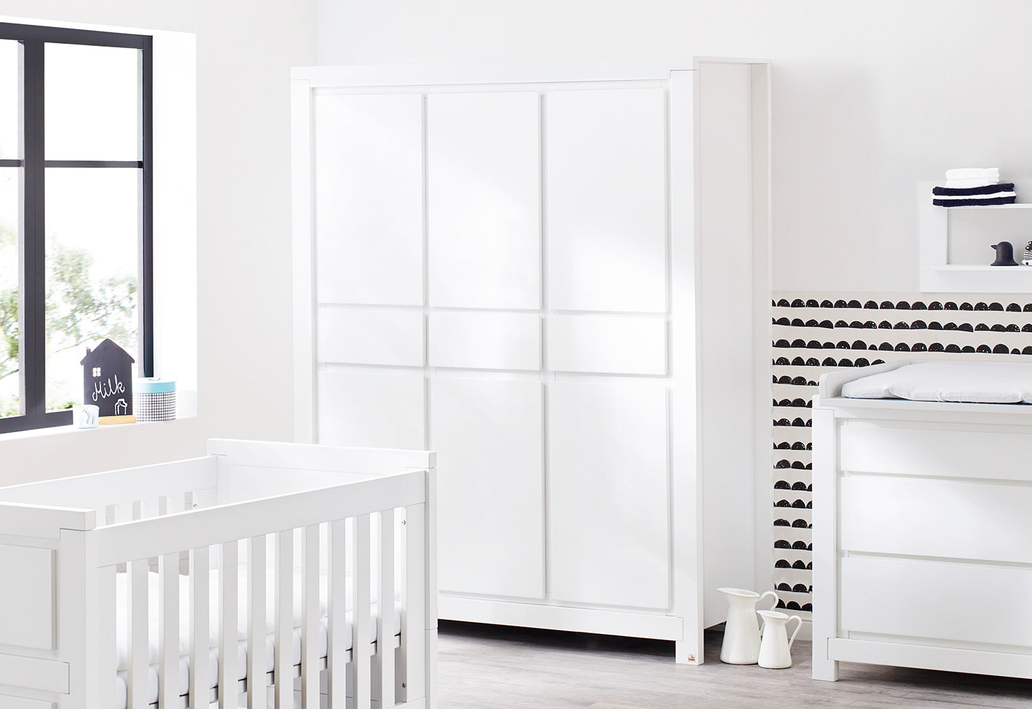 Armoire « Milk » ​​grande